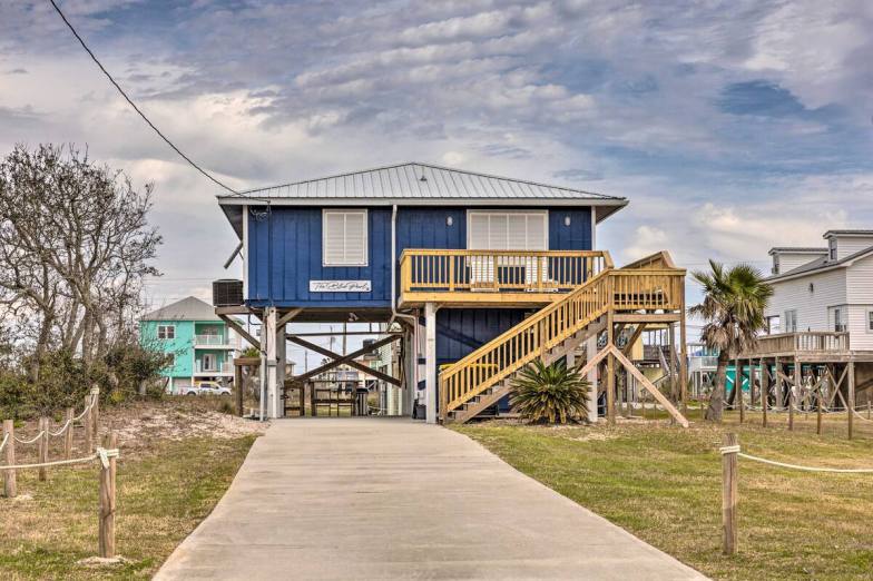 Coastal Living at Blue Pearl, Private Beach Access