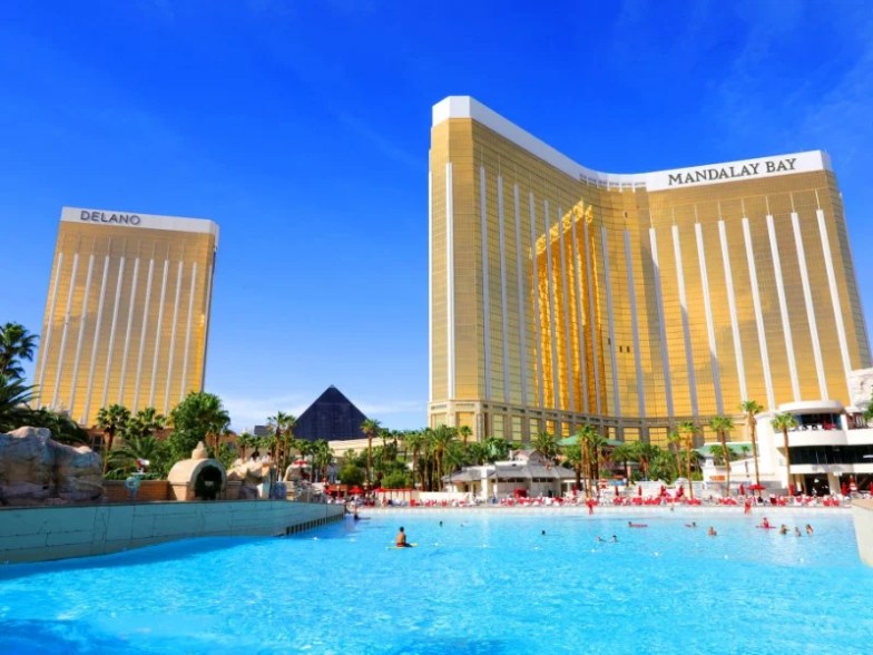 Pool at Mandalay Bay Resort and Casino