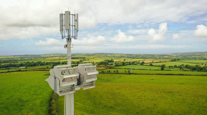 Vodafone self-powering mast